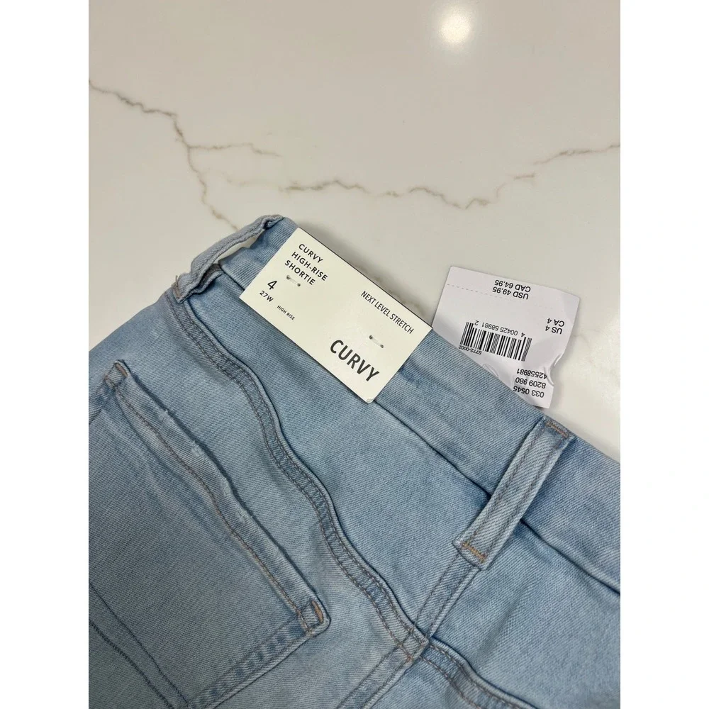 American Eagle Curvy High-Rise Shortie Women 4 27W Next Level Stretch Light Wash